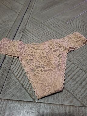 Victoria's Secret Lace Mocha Tan Thong Bikini Panty
